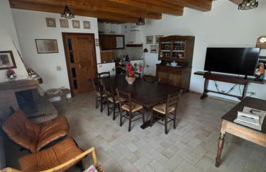 Casa Vacanze Emily nel parco del Monte Cucco - Foto 2