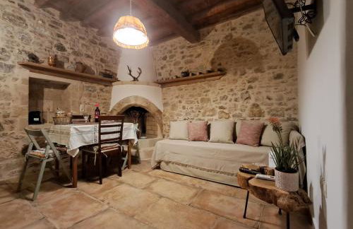 Thelya - Stone House - Foto 1