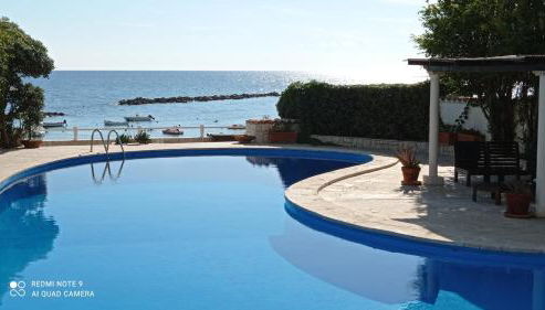 Villa con Piscina Privata fronte Spiaggia - Foto 2