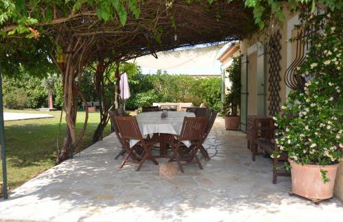 Villa provençale piscine, calme et confort - Foto 6