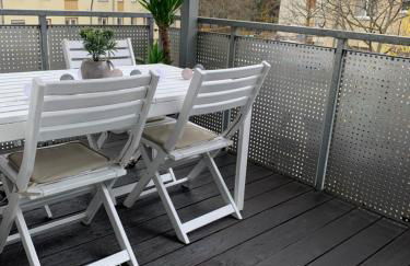 Holiday Home Cologne with Balkon - near KölnMesse - temporary living- - Foto 11