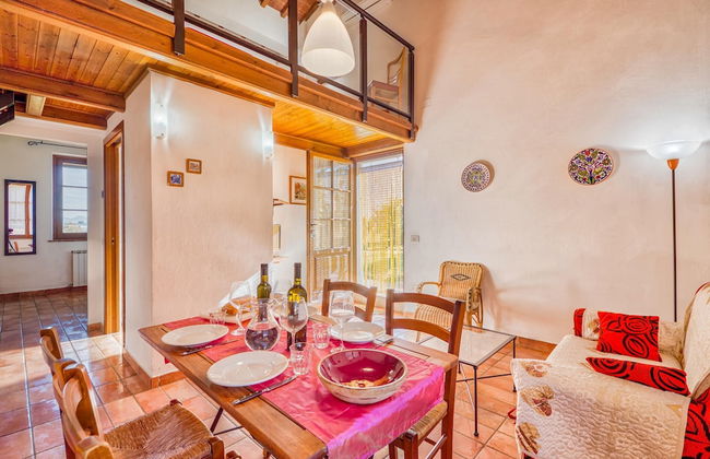 Laurel apt With Shared Pool - Photo 20