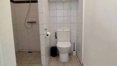 appartement cosy entier et parking privé sur place a 5min de lille et 10 min du Stade Pierre Mauroy - Foto 3, Shower