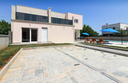 New modern villa Gogo with private pool near the beach and town of Pula by WiiBuk - Foto 21