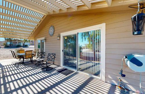 Pool and Hot Tub Access Lake Havasu Lakehouse - Foto 20