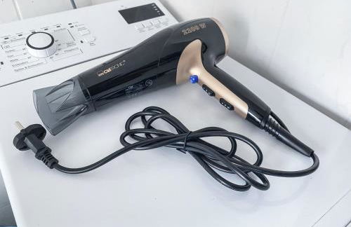 Stilvolle 2 Zimmer Wohnung mit Küche, TV, Waschmaschine - Foto 18