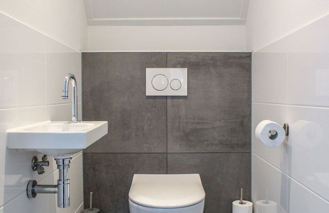 Villa With Large Garden in a Holiday Park - Foto 9