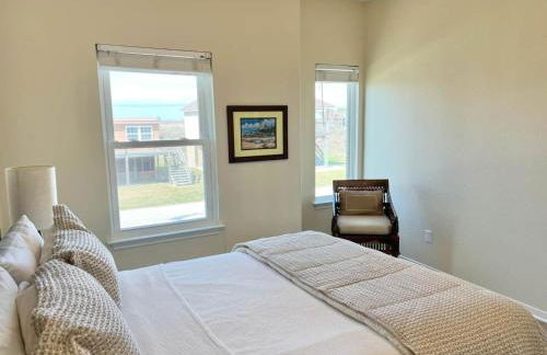 Breathtaking Beachfront Home - Foto 24