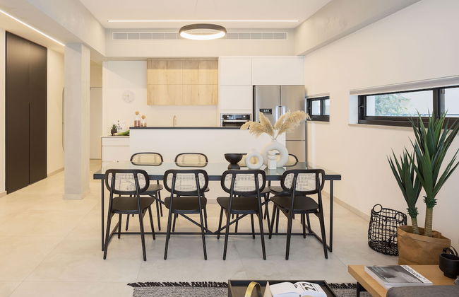 Mr. Louis - By TLV2GO - Photo 30