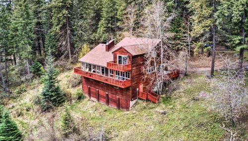 Spacious Sun-Up Bay Cabin, 20 Min to Downtown CDA! - Foto 1