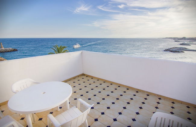 Park Plaza Suites Apartamentos - Photo 16