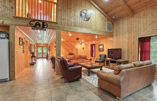 Secluded Mountain Retreat with Stunning Views home - Photo 5