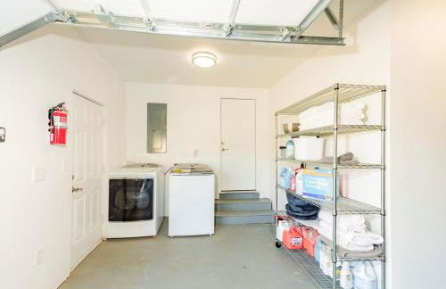 Beautiful like new home in a quiet neighborhood - Foto 20