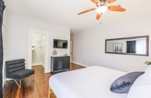 Lindale Charming Home Sleeps 4 Yard WiFi - Foto 22