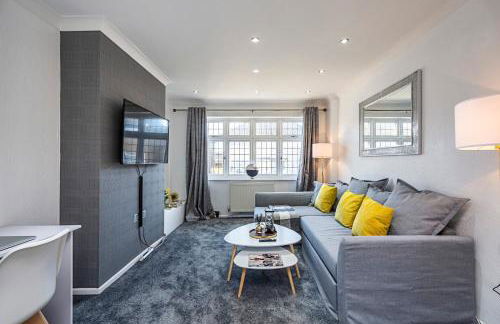 Cozy 3 Bedroom House in Aveley, Thurrock - Foto 3