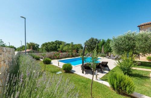 Beautiful villa Natura with pool in Labin - Foto 4