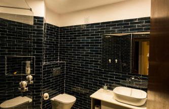 Cozy Beach Apartment W/ Sea View, Free Parking & AC - Foto 13