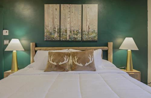 Luxurious Poconos Retreat - Hot Tub, Sauna, Games - Foto 24