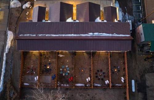 Buffalo Ridge - Hot Tub & Walk to Downtown - Foto 34