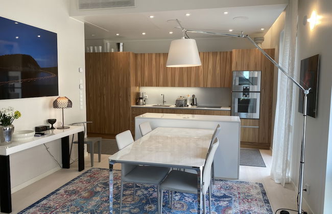 Luxury City Seafront Apartment w Balcony - Foto 9