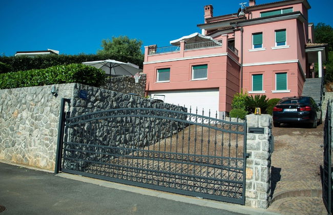 Luxury Three-bedroom Apartment With Amazing Overlook at the sea - Foto 55