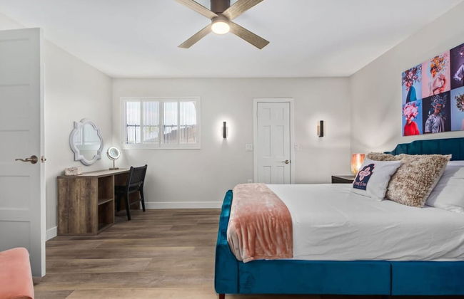 Historic Desert Rose Estate Pool Sauna Sleeps 12 - Foto 35