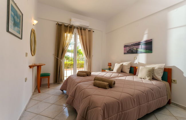 FnK Apartments - Photo 23