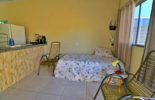 We offer a crib, bed and bath linens - Foto 6