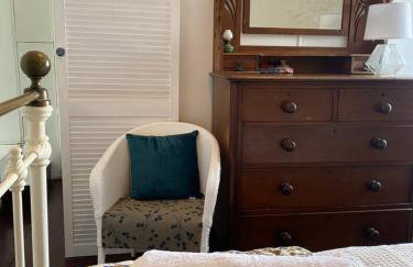 The Painter’s Retreat - Photo 4