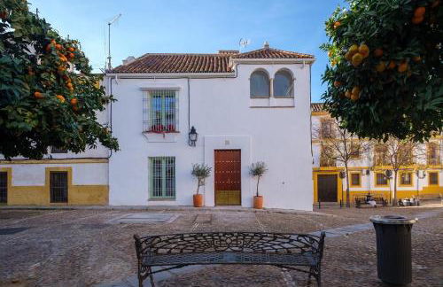 Apartamentos Los Patios de la Judería - Foto 2