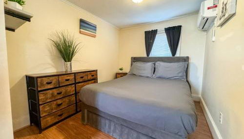 NEW - Mins to Concord/ Nashua - Fenced Backyard - - Foto 1, Other