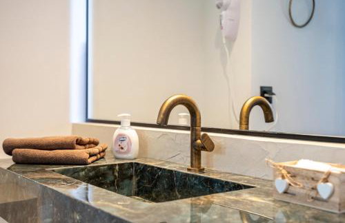 SoleLuna 2-On the Beach-Hot Tub-Smart Home - Photo 35
