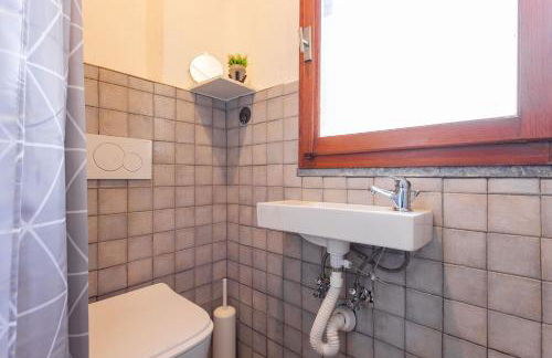 Sciura Elena's Terrace With Lake, Mounts & Valley by Halldis - Foto 41