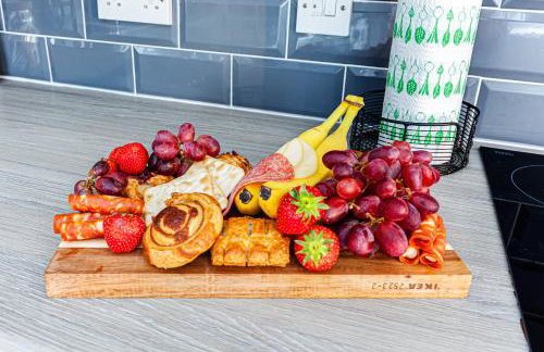 Spacious Bedford House Sleeps 5 Superfast WiFi Free Parking - Foto 20