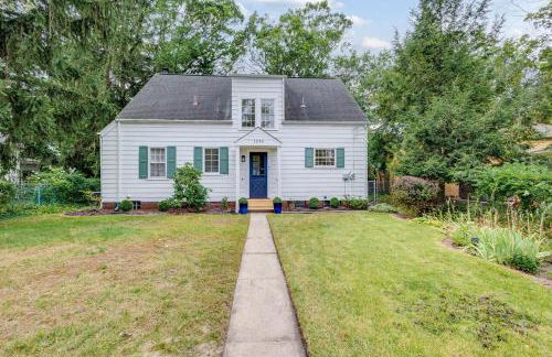 Clover Retreat - 3B 2BA Home 1 mi to ND - Foto 18