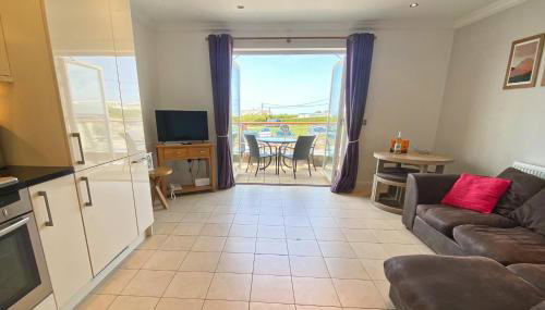 SEA VIEWS, beachside apartment with balcony - Foto 3