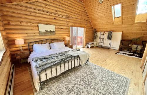 Large Off-Grid Luxury Cabin- creek land & views - Foto 14