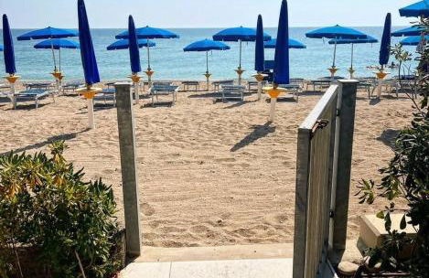 CasaMare, una casa sulla spiaggia nelle Marche - Foto 30