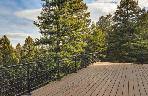 Great for Gatherings! Evergreen Getaway with Hot Tub - Foto 37