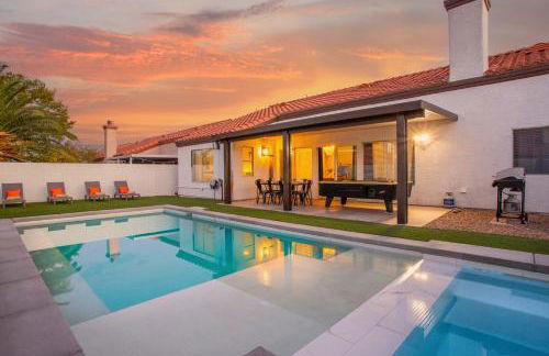 Spacious 5 Bedroom House with Heated Pool and Jacuzzi - Foto 1