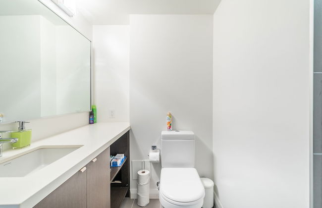 Charming Yorkville Condos - Photo 61