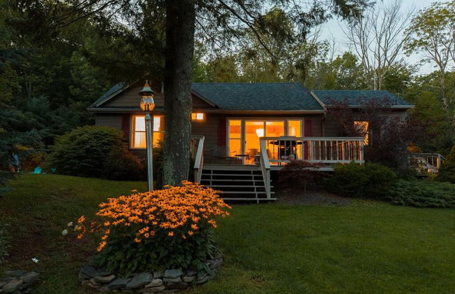 Twin Cabin I - Hot Tub Firepit Hiking Retreat - Foto 38