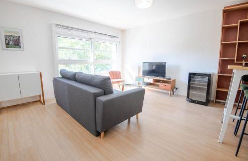 Les Provinciales - Photo 2