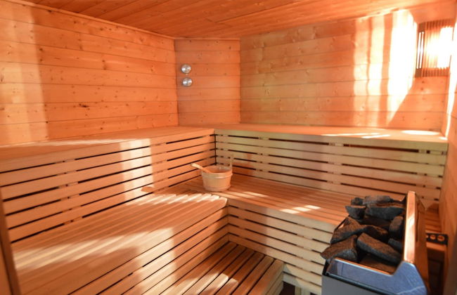 Scenic Villa Near Lake View - Photo 25