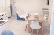 Grand Appartement, 2 ou 3 ou 4 pieces, tramway sur place, proche gare sncf St Augustin 5 min, aéroport à 7 min, plage ou Allianz riviera 10 min, palais nikaia 2 min , supermarché sur place, parking possible si disponible ou payant à 1000 metre - Foto 17