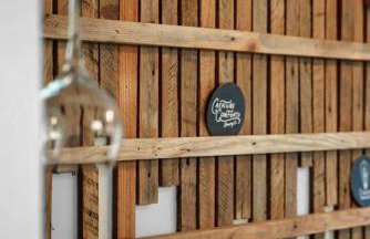 Quaint house, king bed 2min from down town - Photo 37