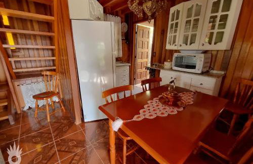 Chalé europeu com vista para natureza no interior - Foto 9