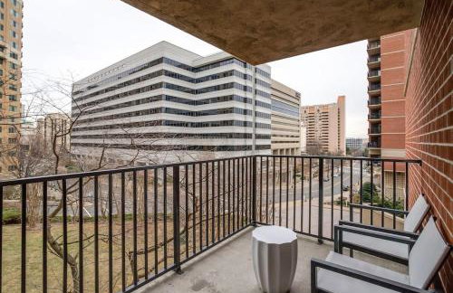 Sojourn Courtland Towers - Foto 32