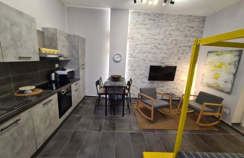 Be Magenta, Art Home - Yellow style - Near Milano, Rho Fiera, Malpensa - Foto 58