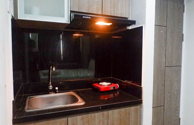 Delightful Luxurious Studio Room at Taman Melati Surabaya Apartment - Photo 6